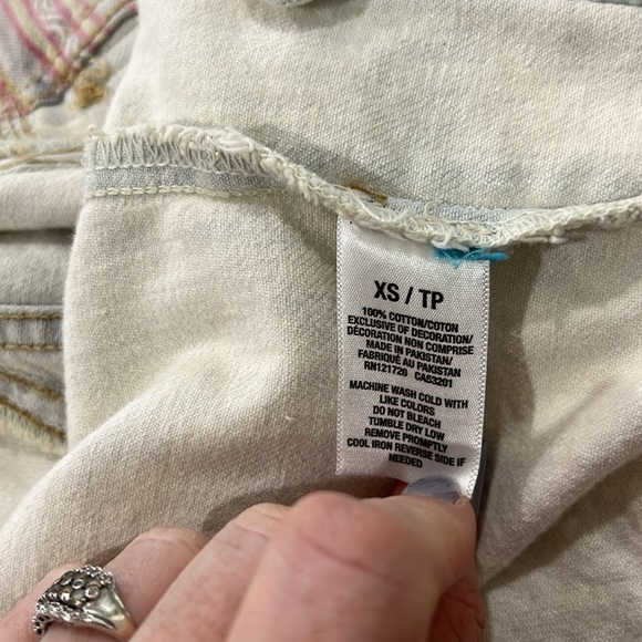 BETHANY MOTA denim jacket - Picture 8 of 10